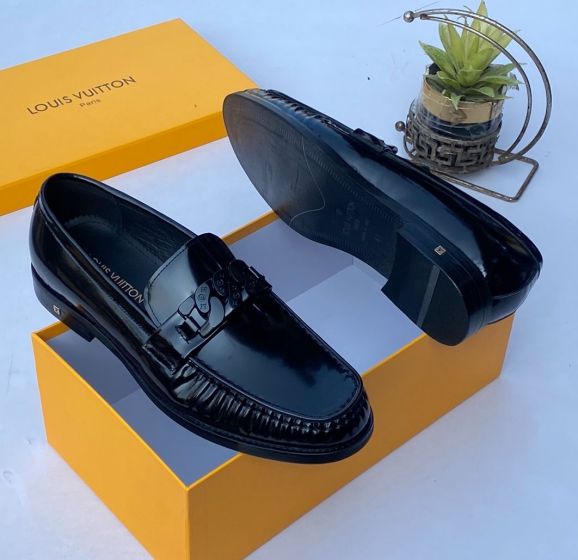 Lv Corporate Leather Shoe