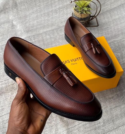Lv Corporate Shoe