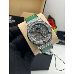 Hublot Rhinestones Leather Strap Wrist Watch