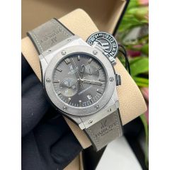 Hublot Leather Strapped Wrist Watch