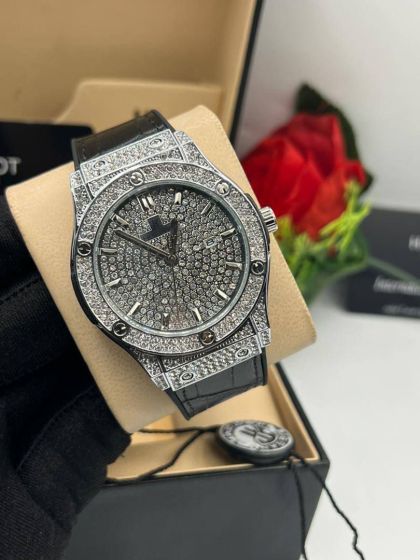 Hublot Rhinestones Leather Strap Wrist Watch